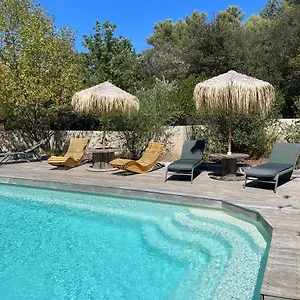  Bed & Breakfast La Maison Perchee