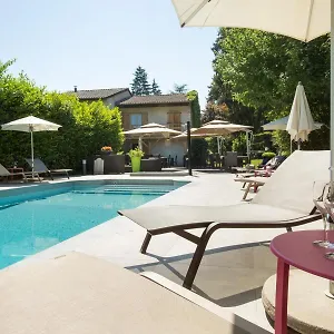 Logis Le Petit Casset La Boisse
